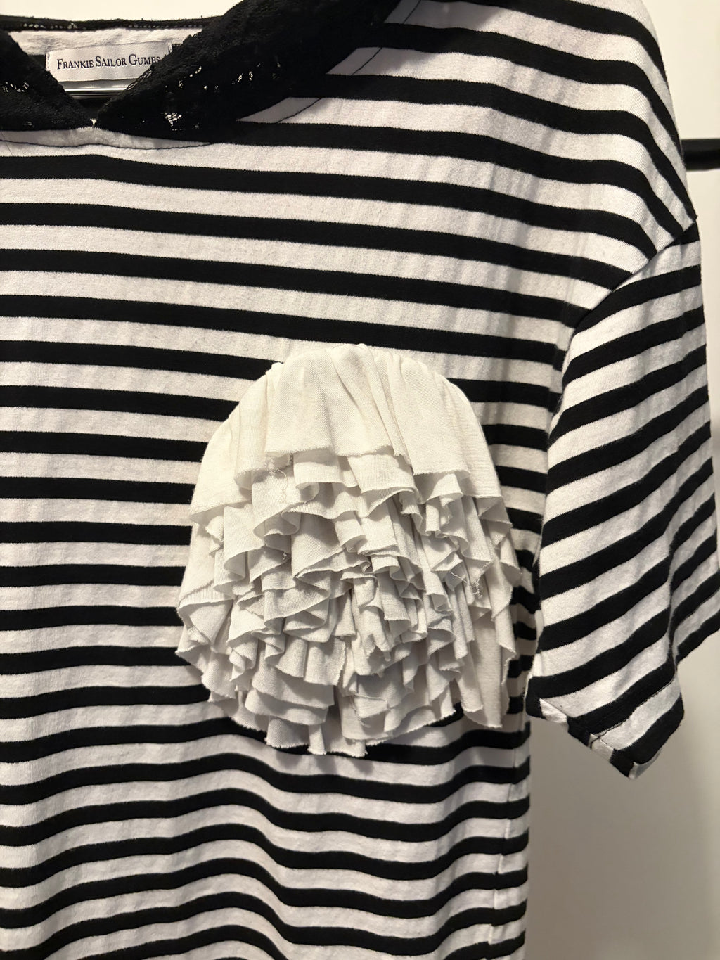 “Newlydeds” tee