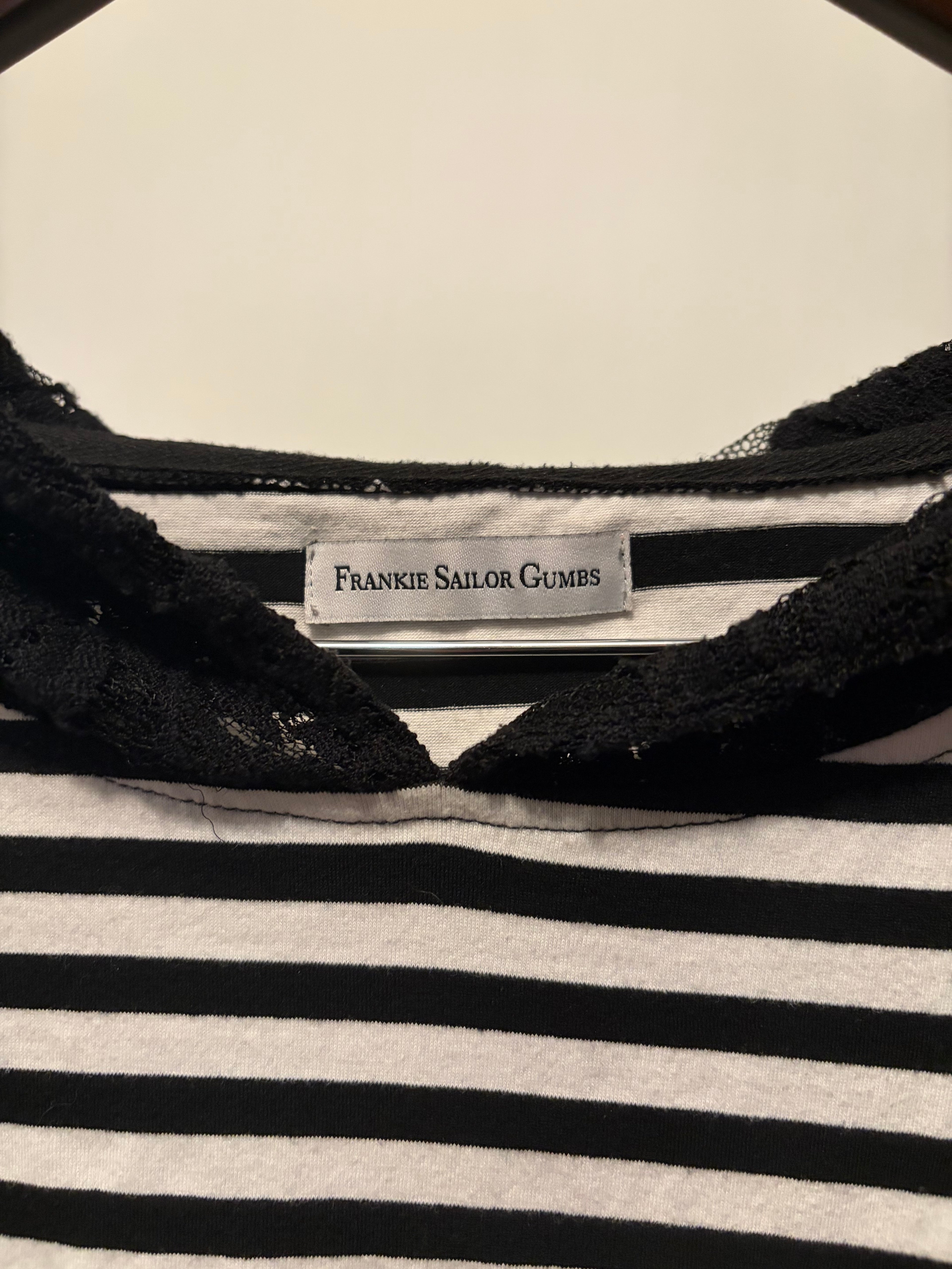 “Newlydeds” tee